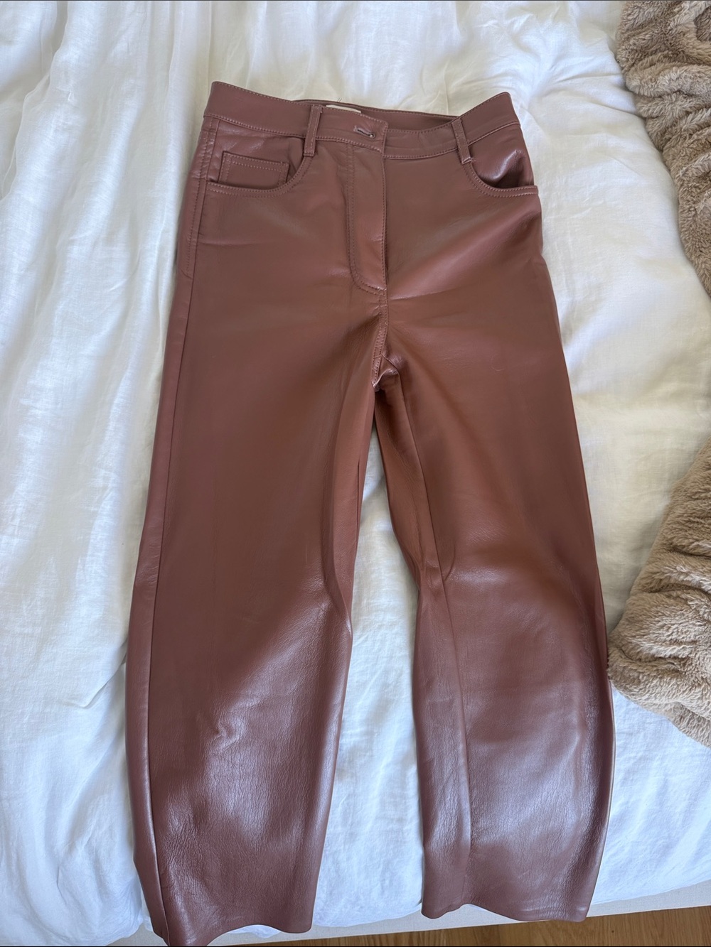Aritzia Wilfred High-Rise Faux Leather Jeans in Dusty Mauve